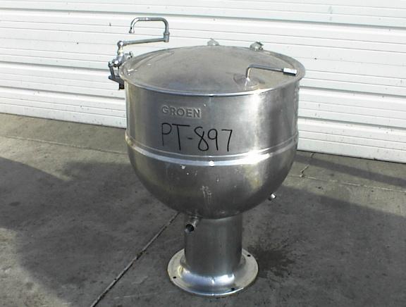 Used 1800 GALLON STORAGE TANK