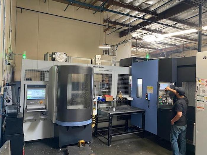 Used 2015 DOOSAN HP 5100II 4-Axis Horizontal Machining Center with 12 Pallet Pool