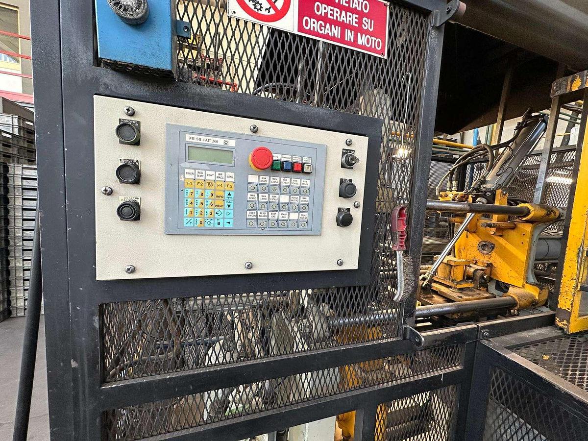 Usato Macchina per stampaggio in SHELL MOULDING MEC IND – Modello : MI SB 1AC 300
