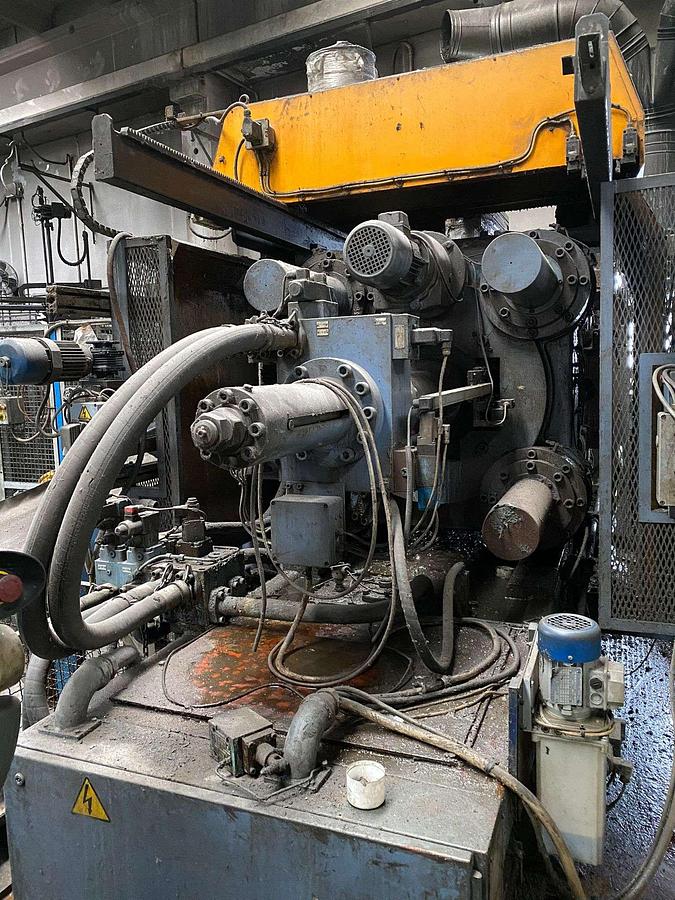 Used COLOSIO 400 Ton Press Casting Island.