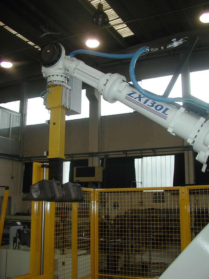 Used Gravity island for aluminum castings in side casting
