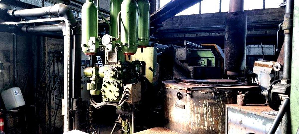 Usato PRESSOFUSIONE CAMERA FREDDA STP 400 Tons