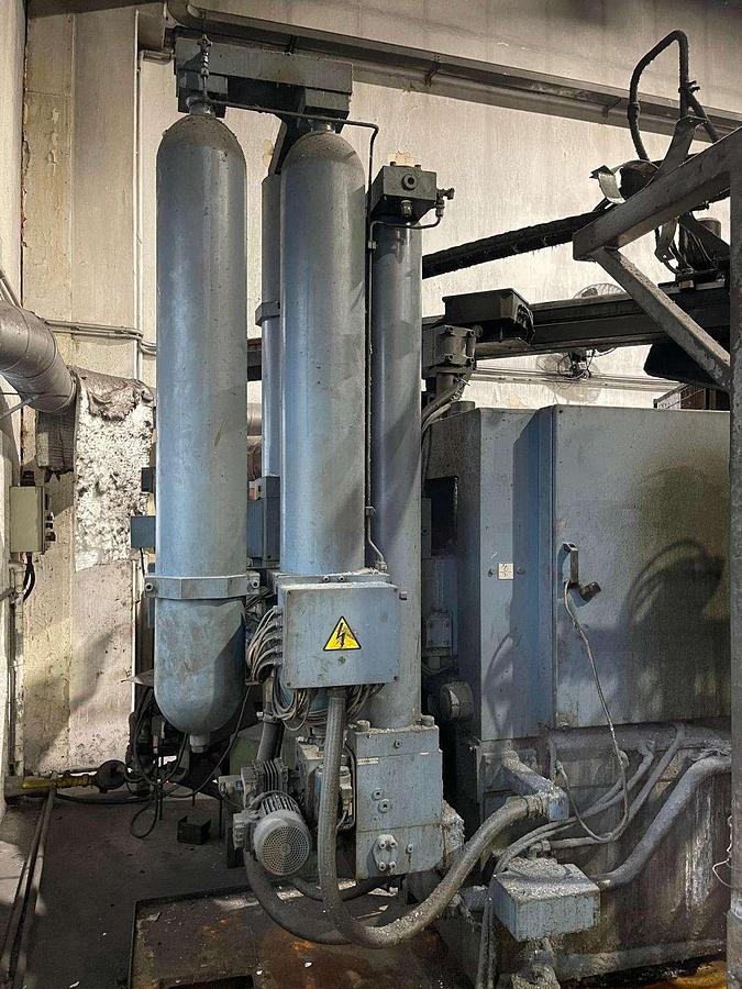 Used COLOSIO 420 Ton Injection Molding Cell.