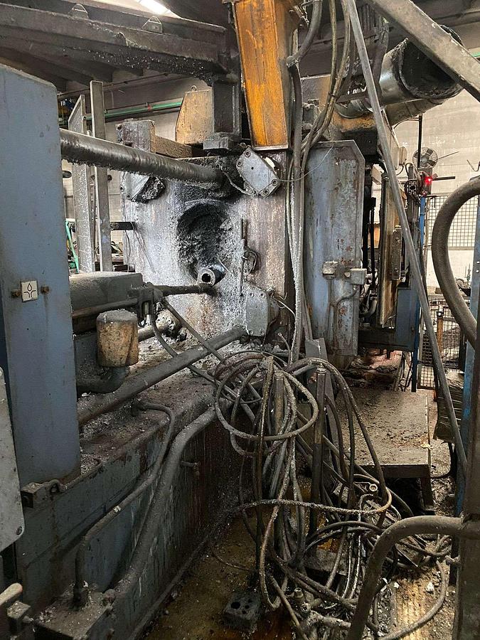 Used COLOSIO 400 Ton Press Casting Island.