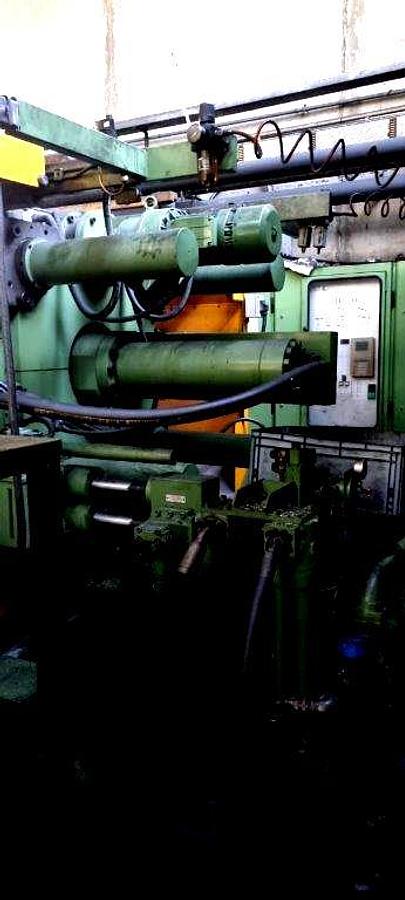 Usato PRESSOFUSIONE CAMERA FREDDA STP 400 Tons