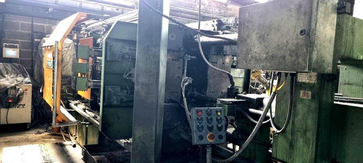 Usato PRESSOFUSIONE CAMERA FREDDA STP 400 Tons