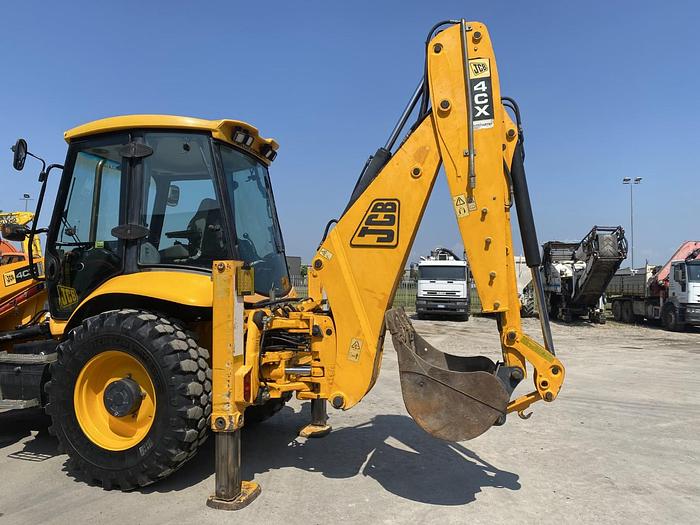 Usato 2009 JCB 4CX-4WS