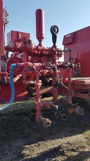 Used 1987 Pacific 4 Axle Carrier Style Oilfield Pump / Kill Truck
