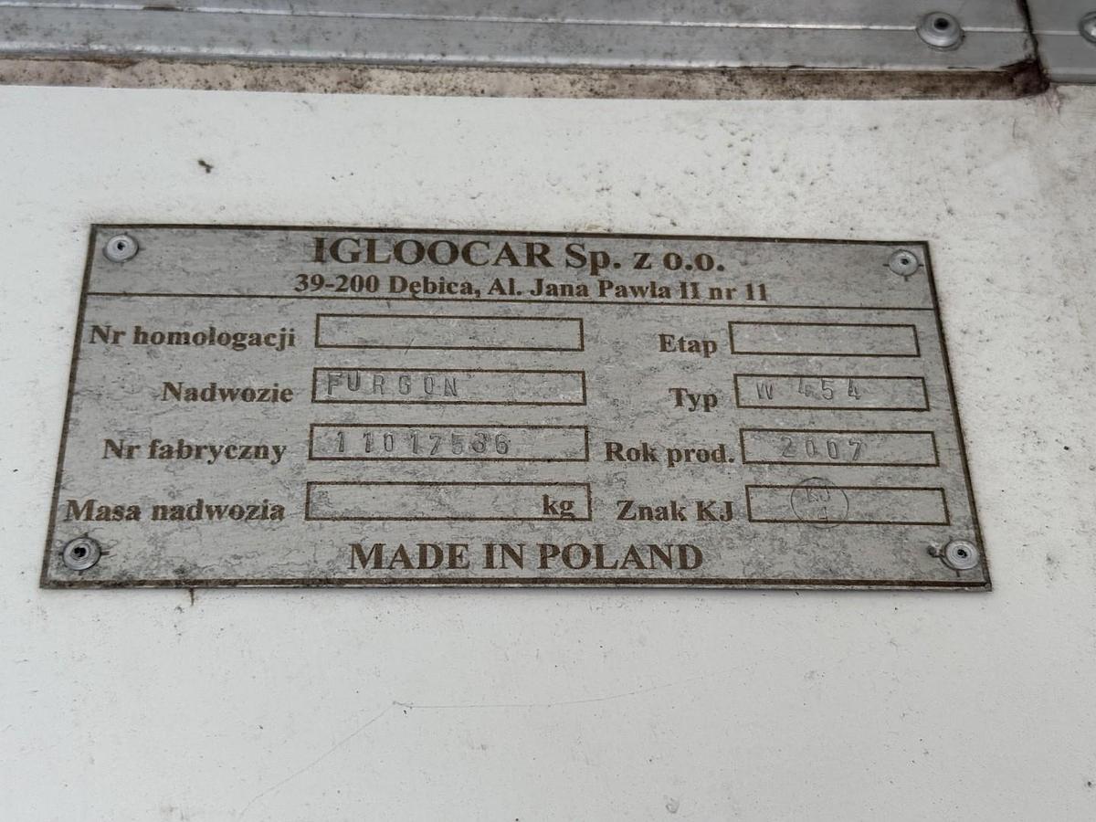 Meget god 2015 Iveco EuroCargo 180E28 4x2 Iglocar 7,60 m. Fuldsideåbning