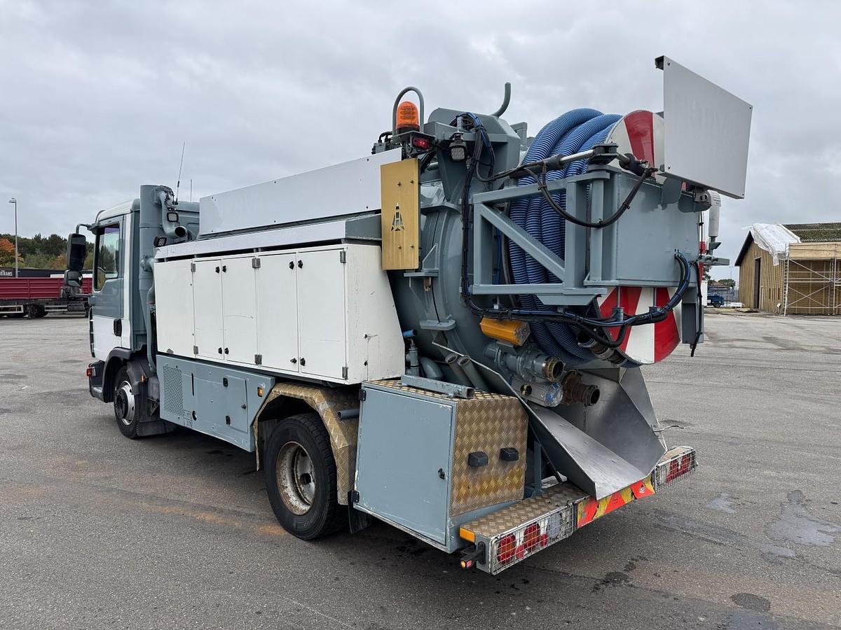 God 2008 MAN TGL 12.240 4x2 Hvidtved Larsen SLP 5.5