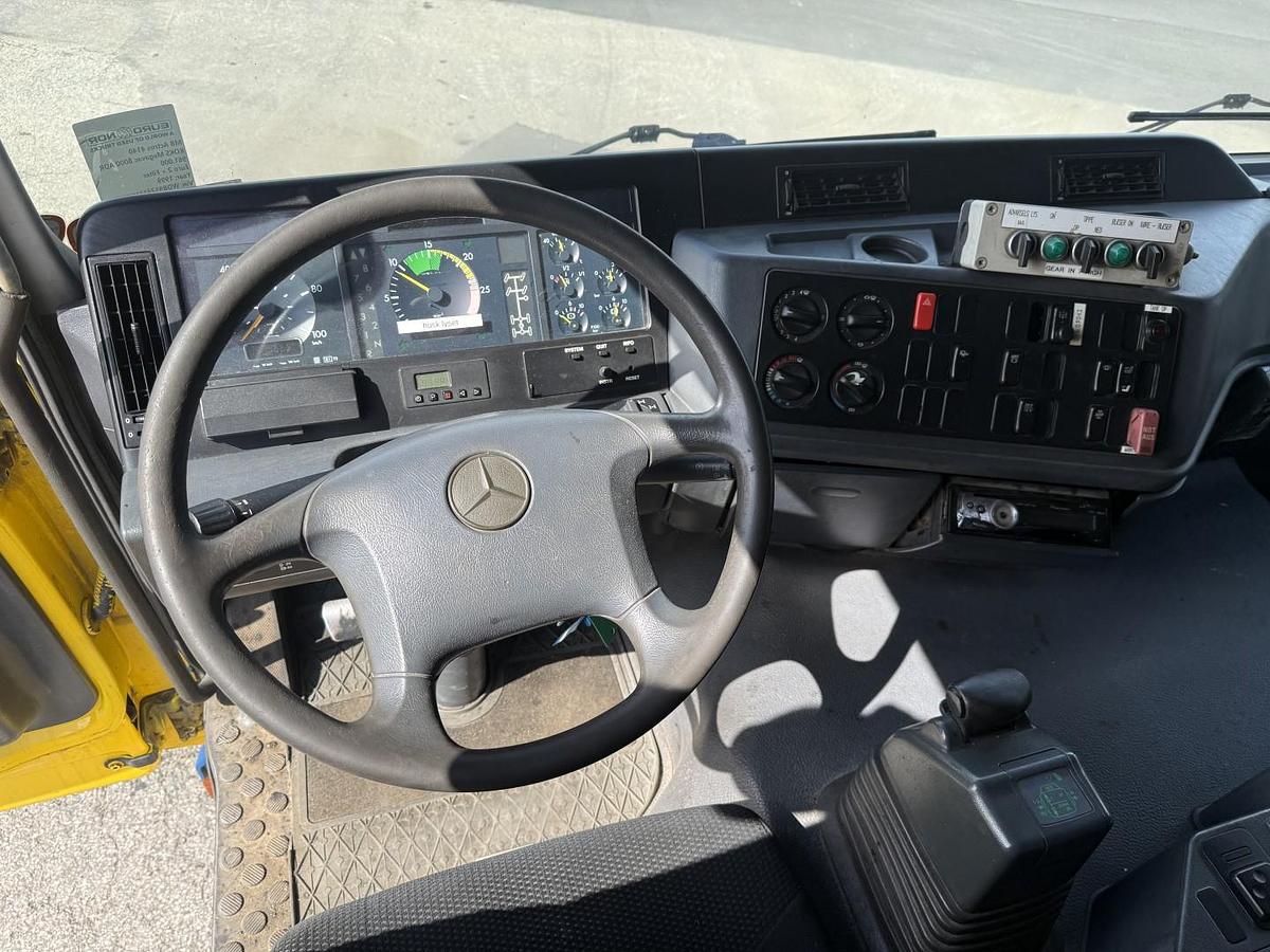 God MB Actros 4140 8x4 KOKS MEGAVAC 8000 ADR 13.500 l. Rustfri stål Tørsuger