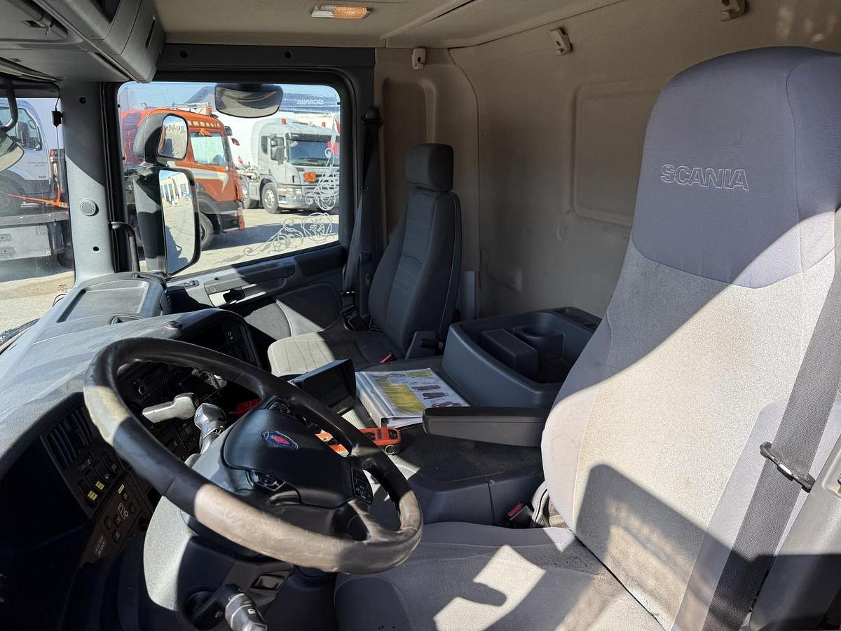 Meget god Scania P360 6x2*4 12.500 l. Korp & Son