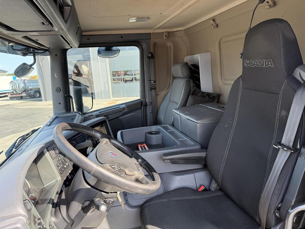 Meget god Scania P450 8x2*6 Hvidtved Larsen FlexLine 414 ADR