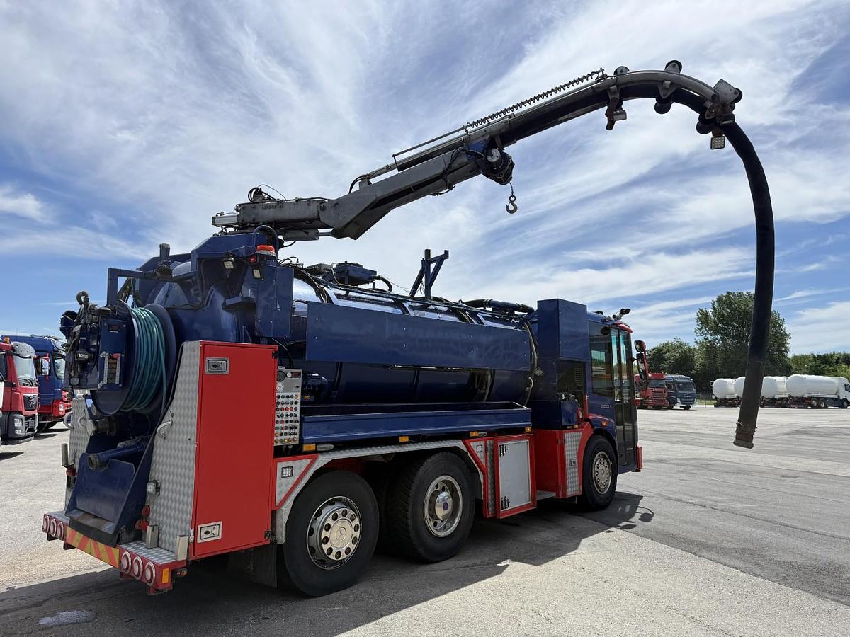 Meget god Mercedes Econic 2633 6x2*4 Hvidtved Larsen SLP309 Euro 5