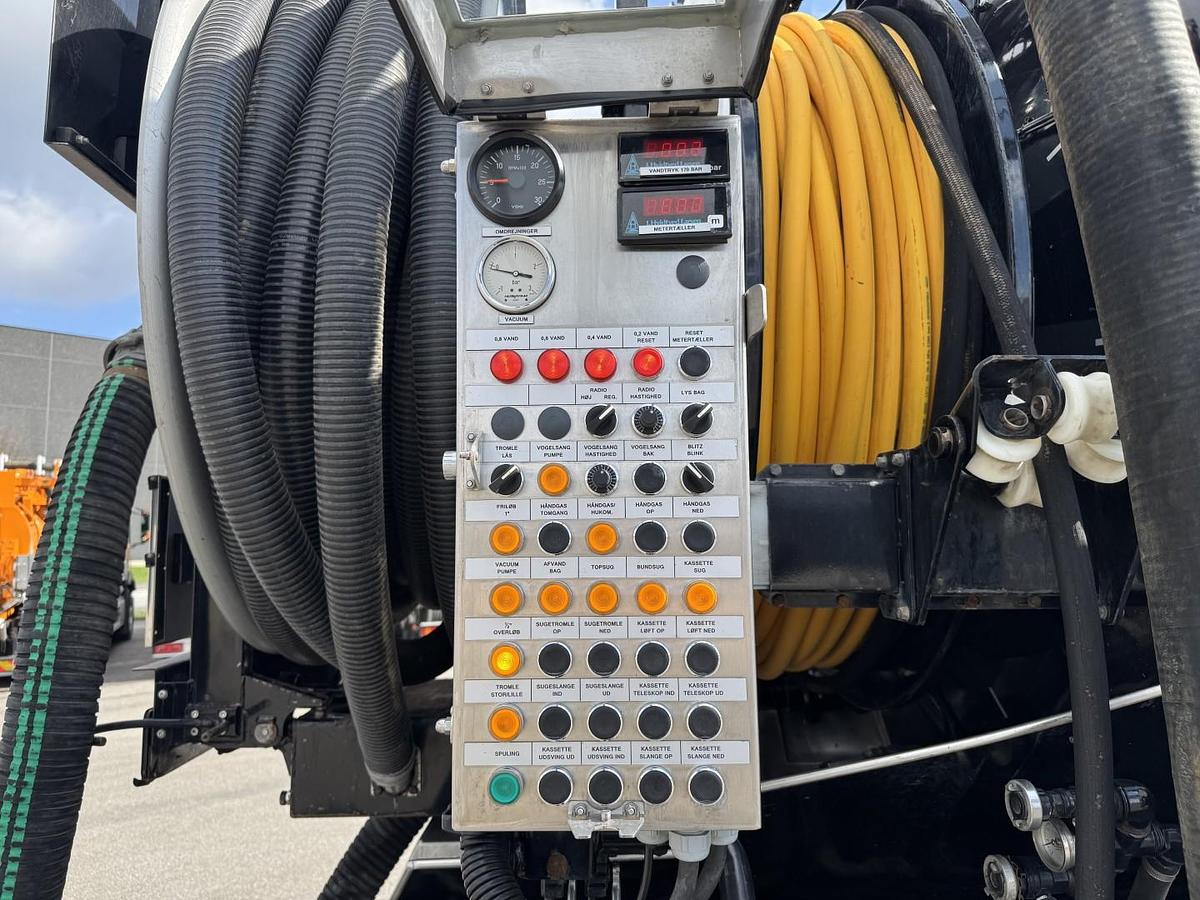 Meget god Scania P450 8x2*6 Hvidtved Larsen FlexLine 414 ADR