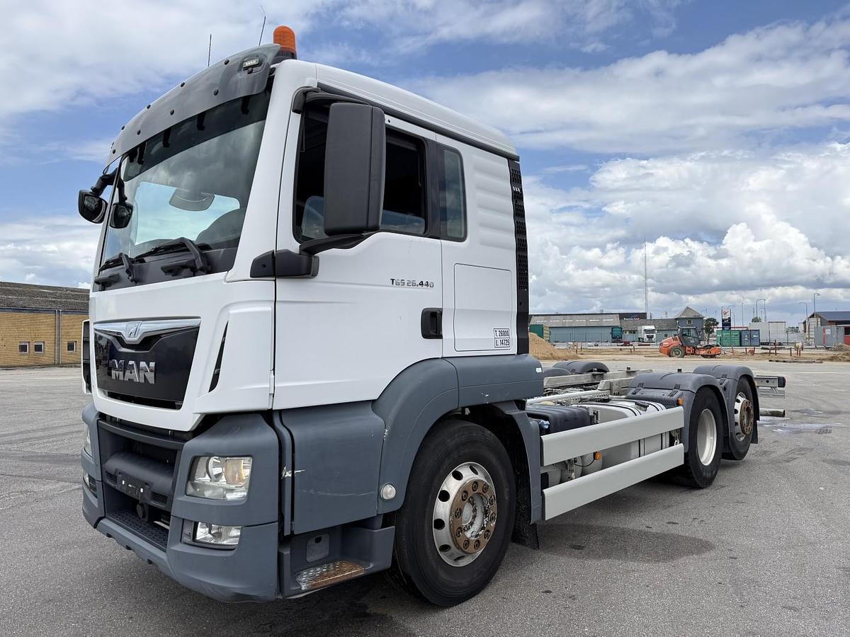 God MAN TGS 26.440 6x2*4 Euro 6 ADR Chassis