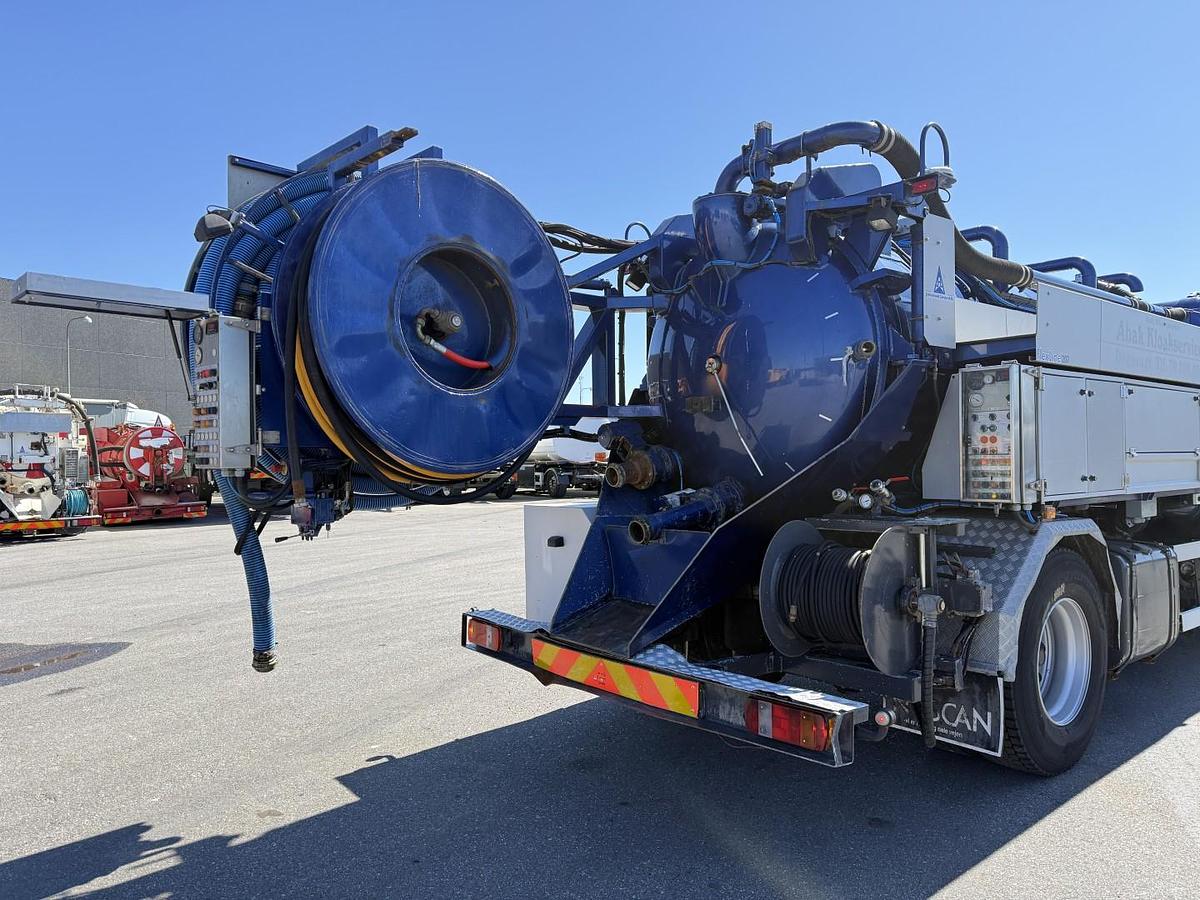 God 2005 Scania P310 4x2 Hvidtved Larsen Flexline 207