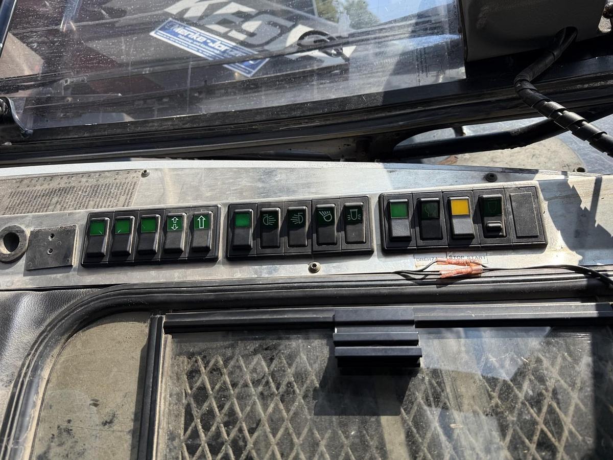 God 2015 Scania R580 8x4*4 Kesla 21127