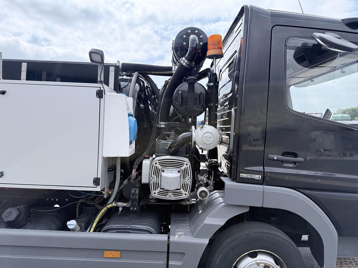 God Mercedes Atego 1224 4x2 Hvidtved Larsen Cityflex 204