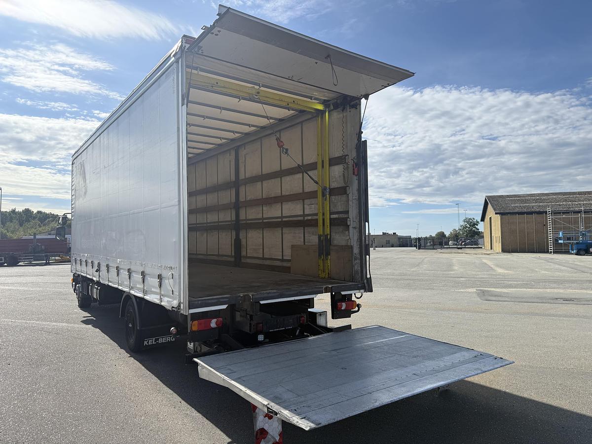 God 2016 DAF LF45/220 4x2 Fragtlad & lift Euro 6