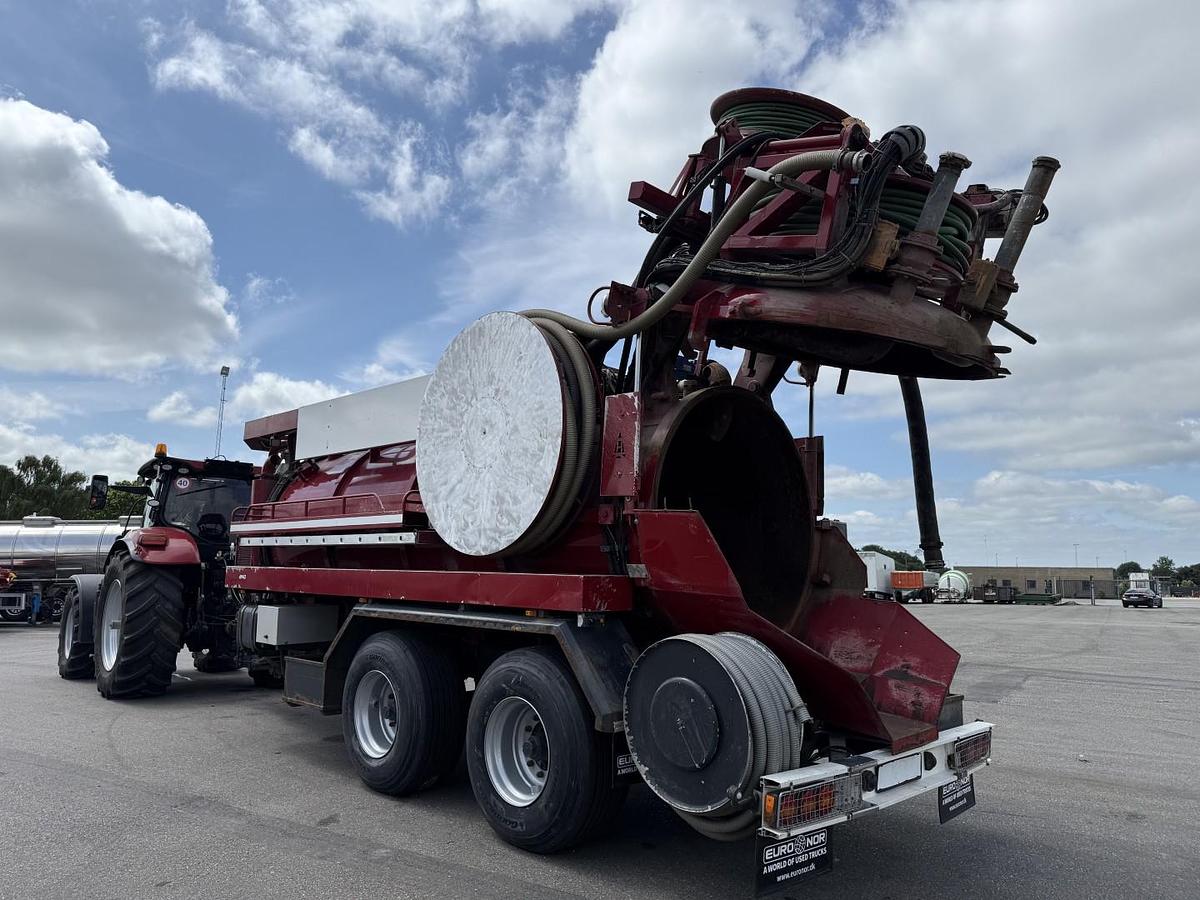 Meget god Case 240 Puma - Hvidtved Larsen 10.000 L KombiLine Slamsuger