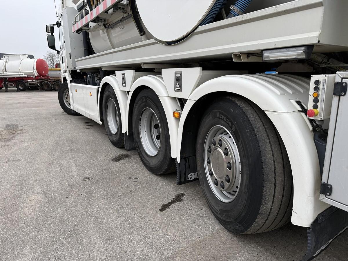 Meget god  Scania G500 8x4*4 Bucher Recycler 414