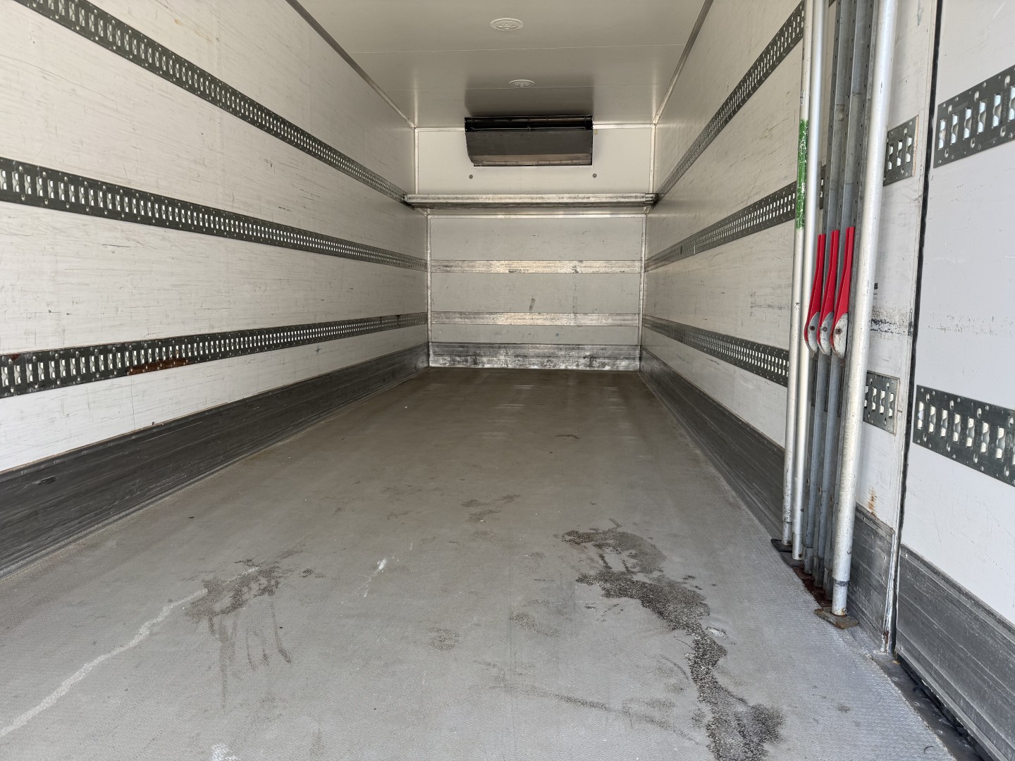 God Iveco EuroCargo 180-280 4x2 Thermo King T-1000R