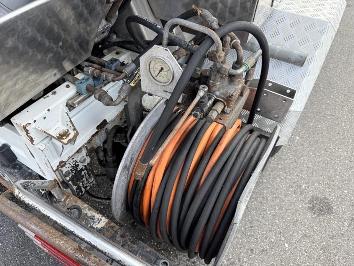 God 2002 Mercedes Sprinter 906 Cappellotto Combi 600