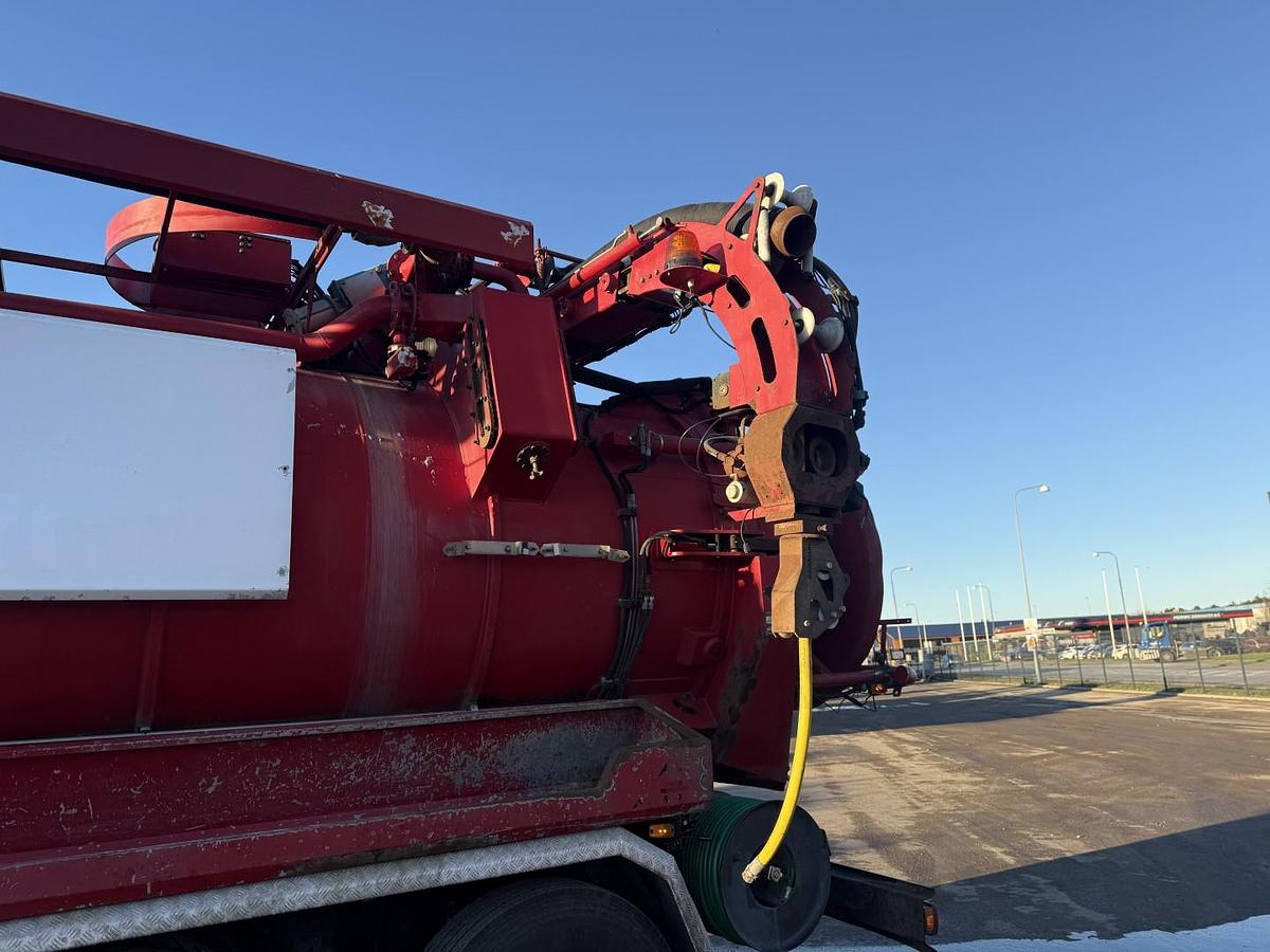 God Scania 114G 380 8x2*6 Assmann 14 m3 Slamsuger