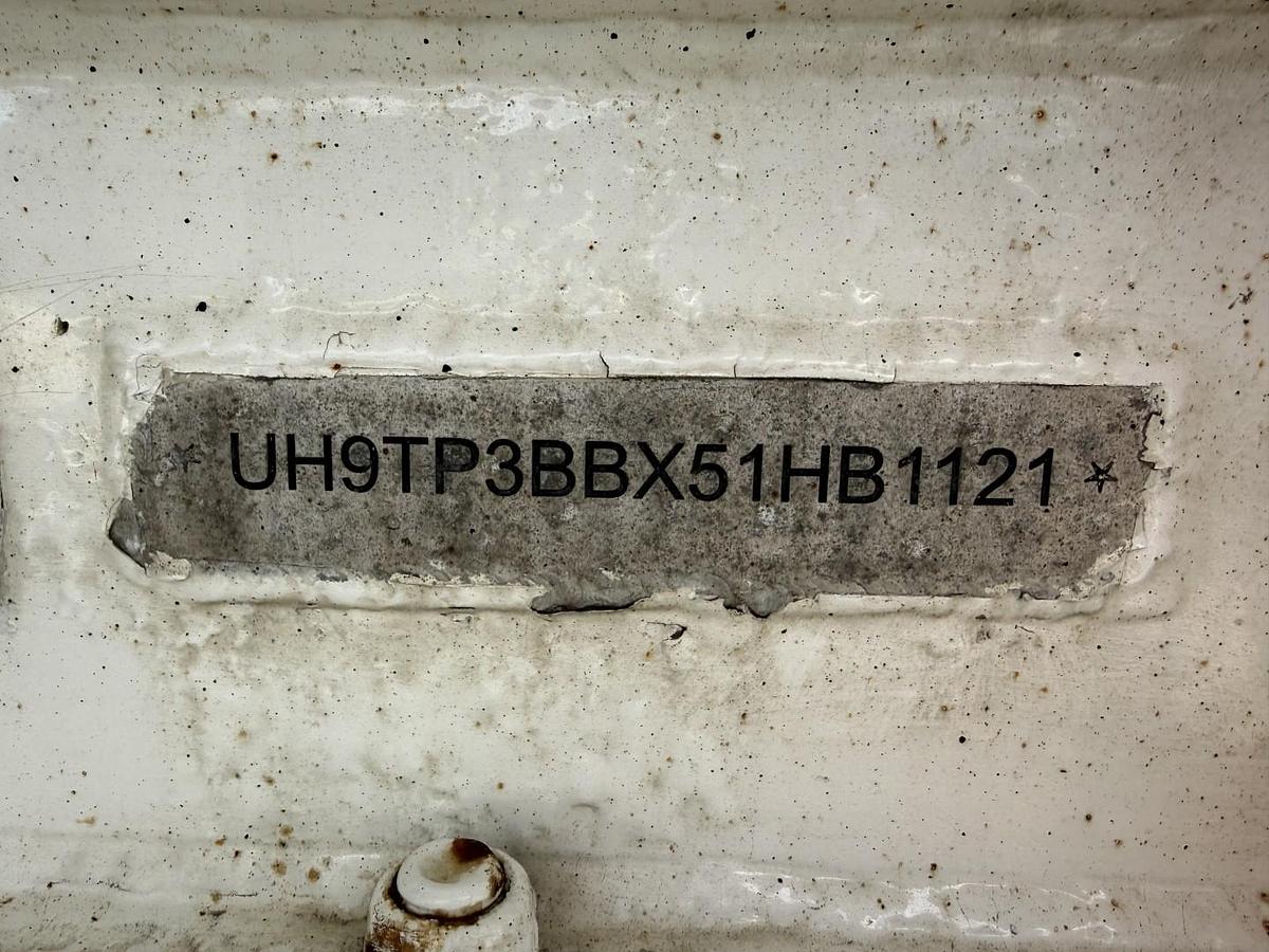 God 2005 HMK Bilcon 27.000 l. ADR 5 rum