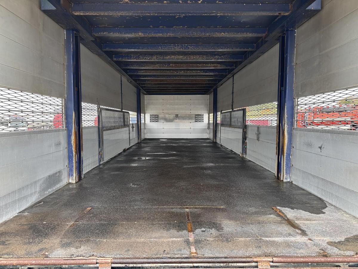 God 2004 Volvo FM9 380 6x2*4 Dyretransport