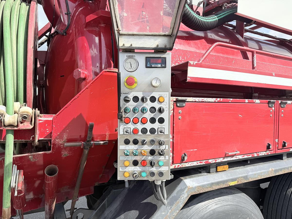 Meget god Case 240 Puma - Hvidtved Larsen 10.000 L KombiLine Slamsuger