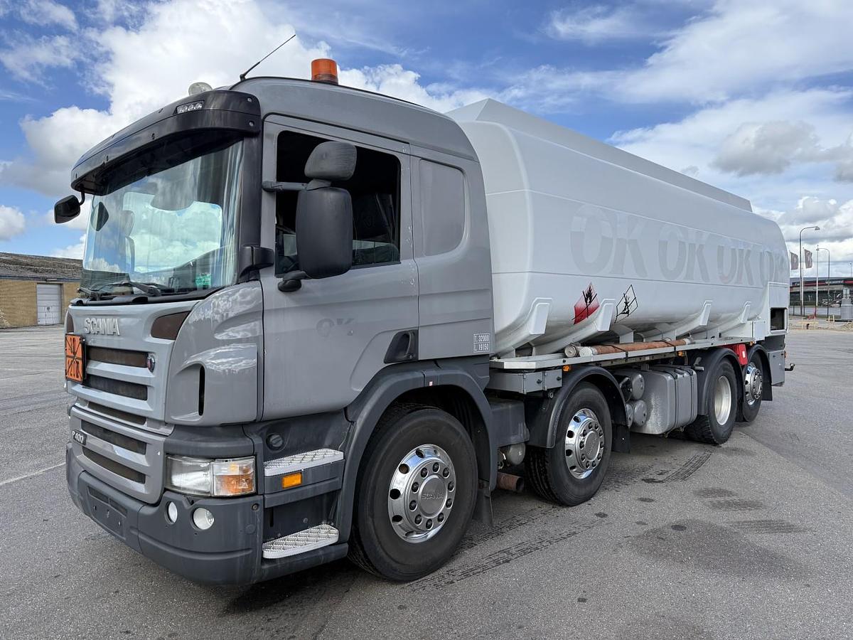 God 2010 Scania P400 8x2*6 24.000 l. ADR Euro 5
