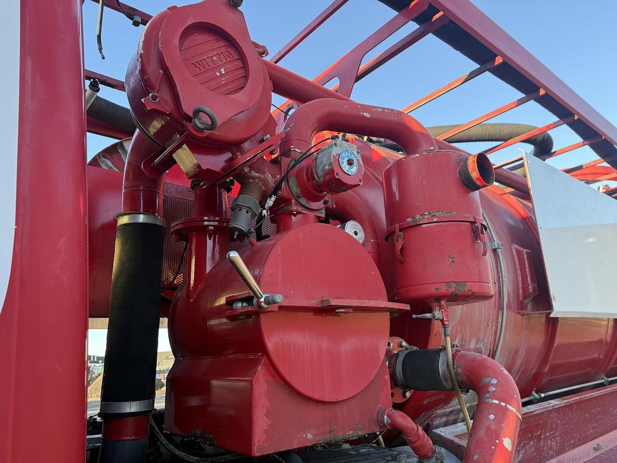 God Scania 114G 380 8x2*6 Assmann 14 m3 Slamsuger