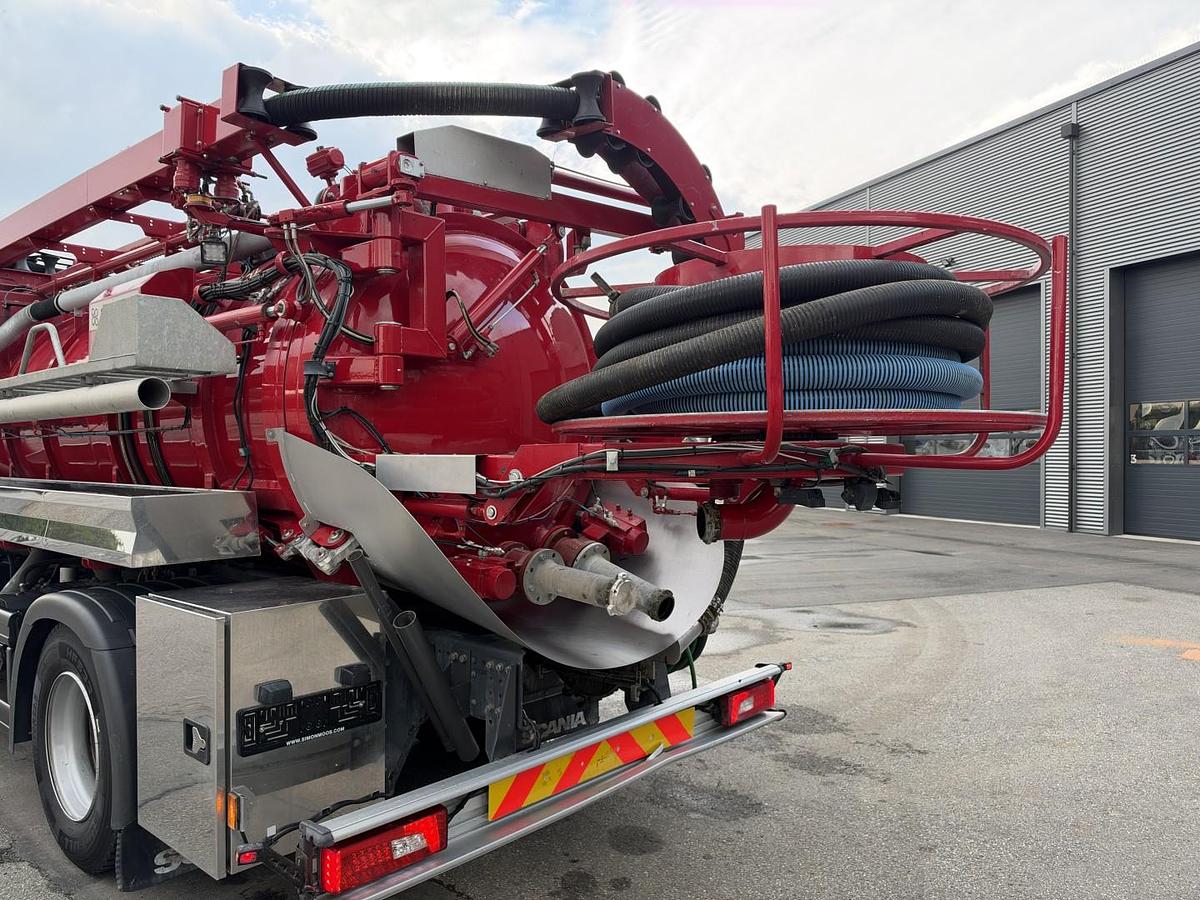 Meget god 2021 Scania P280 4x2 Simon Moos SLS1648 8.000 l. Kombi