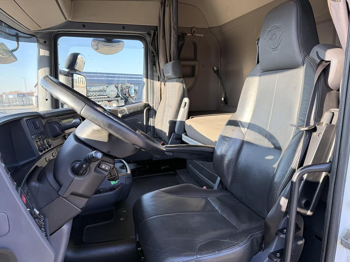 Meget god 2017 R490 8x2*6 ADR Chassis