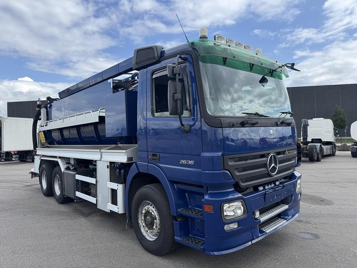 God Mercedes Actros 2636 6x4 RHD Hvidtved Larsen Flexline 312