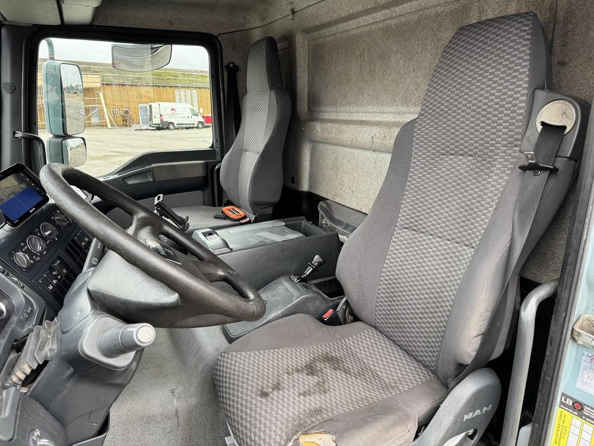 God 2008 MAN TGL 12.240 4x2 Hvidtved Larsen SLP 5.5