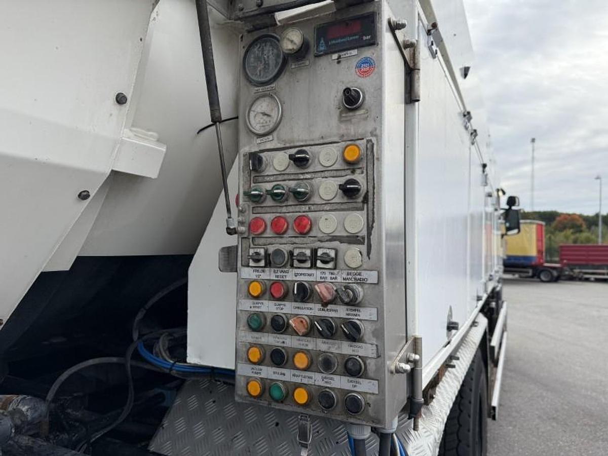 God Scania P380 LB6x2*4 Hvidtved Larsen FlexLine 310