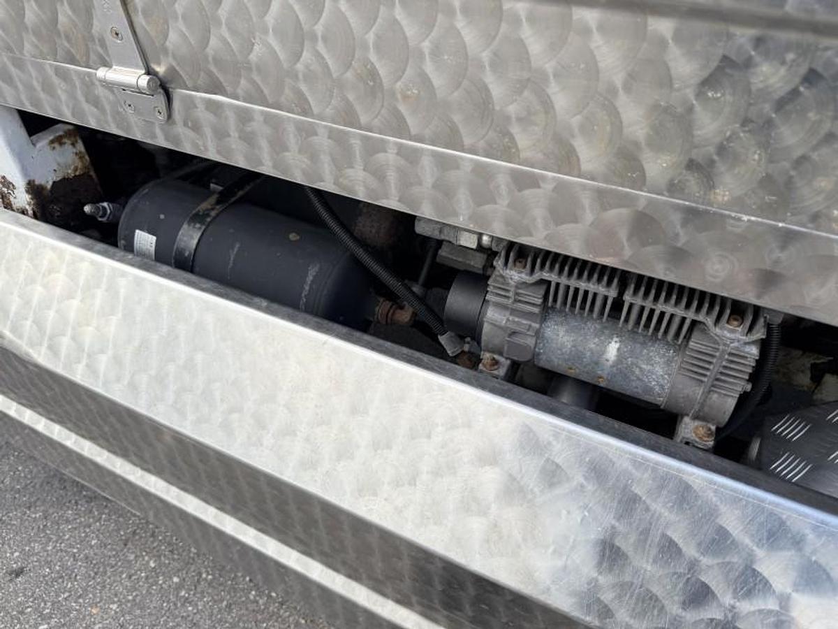 God 2002 Mercedes Sprinter 906 Cappellotto Combi 600