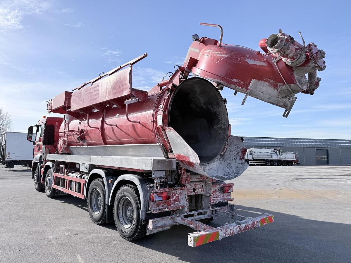 Meget god MAN TGS 41.400 8X4 BB Naaktgeboren VP-8000 - 14.000 L