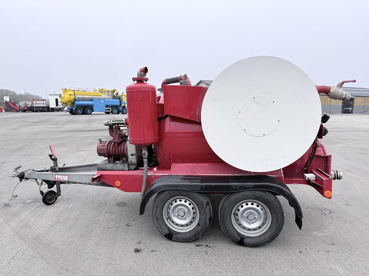 God 2021 Tysse Nomek Minislamsuger / 1500 L Rustfri tank Trailer