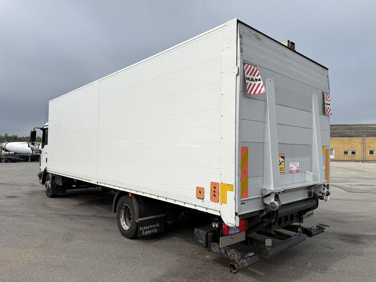Meget god MAN TGL 12.220 4x2 Euro 6 Lukket kasse