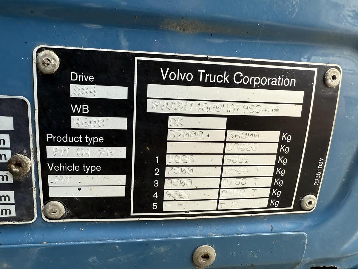 God 2017 Volvo FM 500 8x4 Pushertridem Tipbil