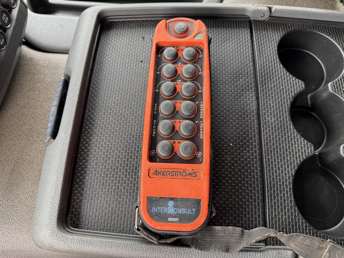 Meget god 2010 Volvo FM420 6x2*4 EEV Interconsult 12.700 l. Rustfri