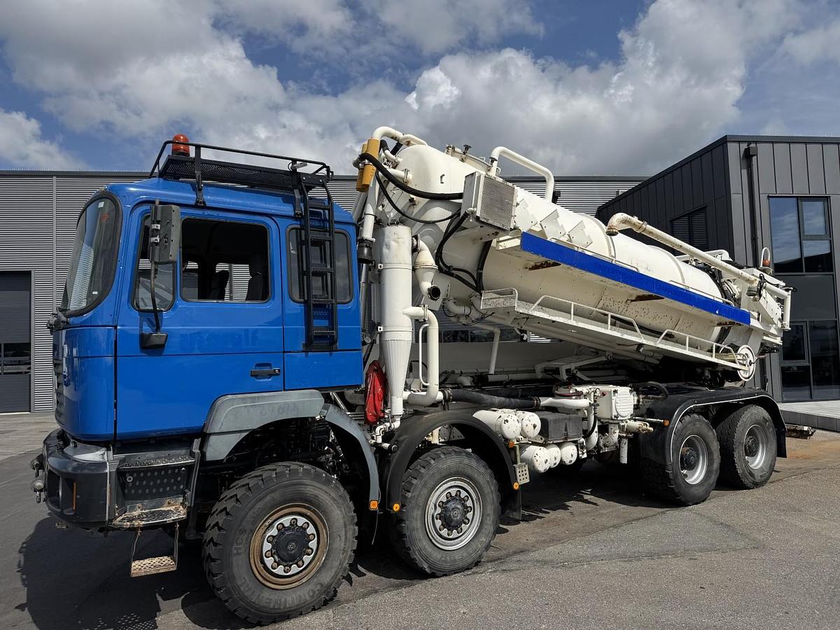 God MAN 35.464 8x8 Hvidtved Larsen 9000 L