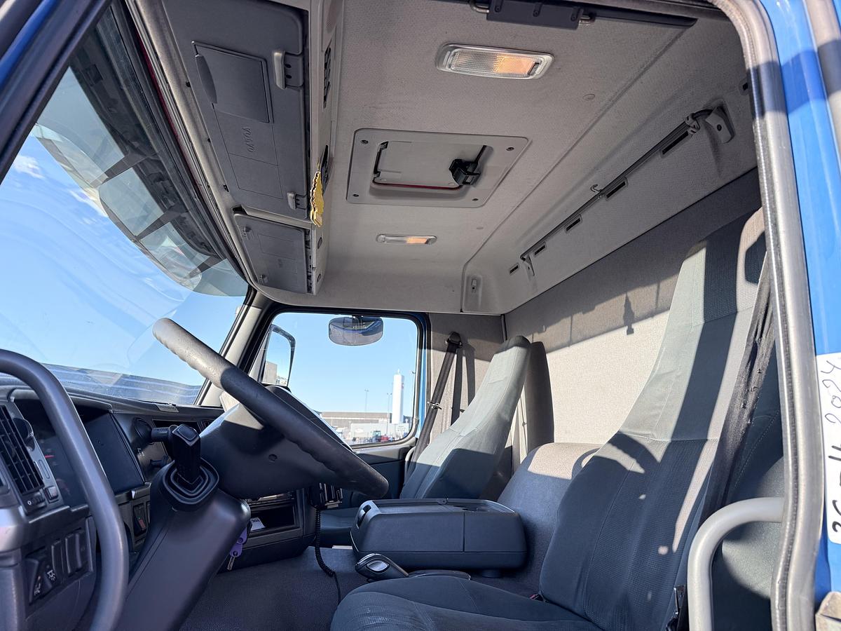 God 2012 Volvo FM 330 7,7 m Fragtlad