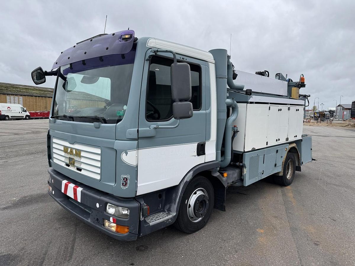 God 2008 MAN TGL 12.240 4x2 Hvidtved Larsen SLP 5.5