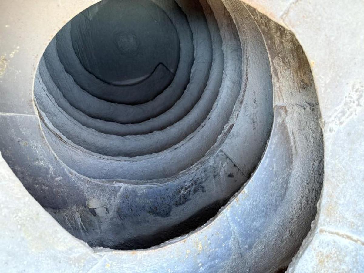 God Mercedes Arocs 3251 8x4 CIFA Magnum MK 28.4 L PUMI