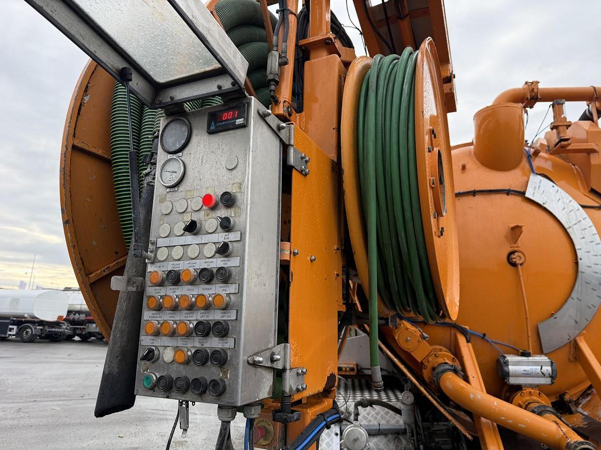 God 2008 Scania P380 8x2*6 Hvidtved Larsen Flexline 414